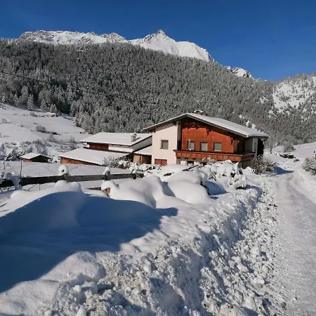 Abenteuerhof Apartament *